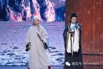 李玉剛與楊樹林?jǐn)y手呈現(xiàn)最新小品，幽默與才華的完美結(jié)合